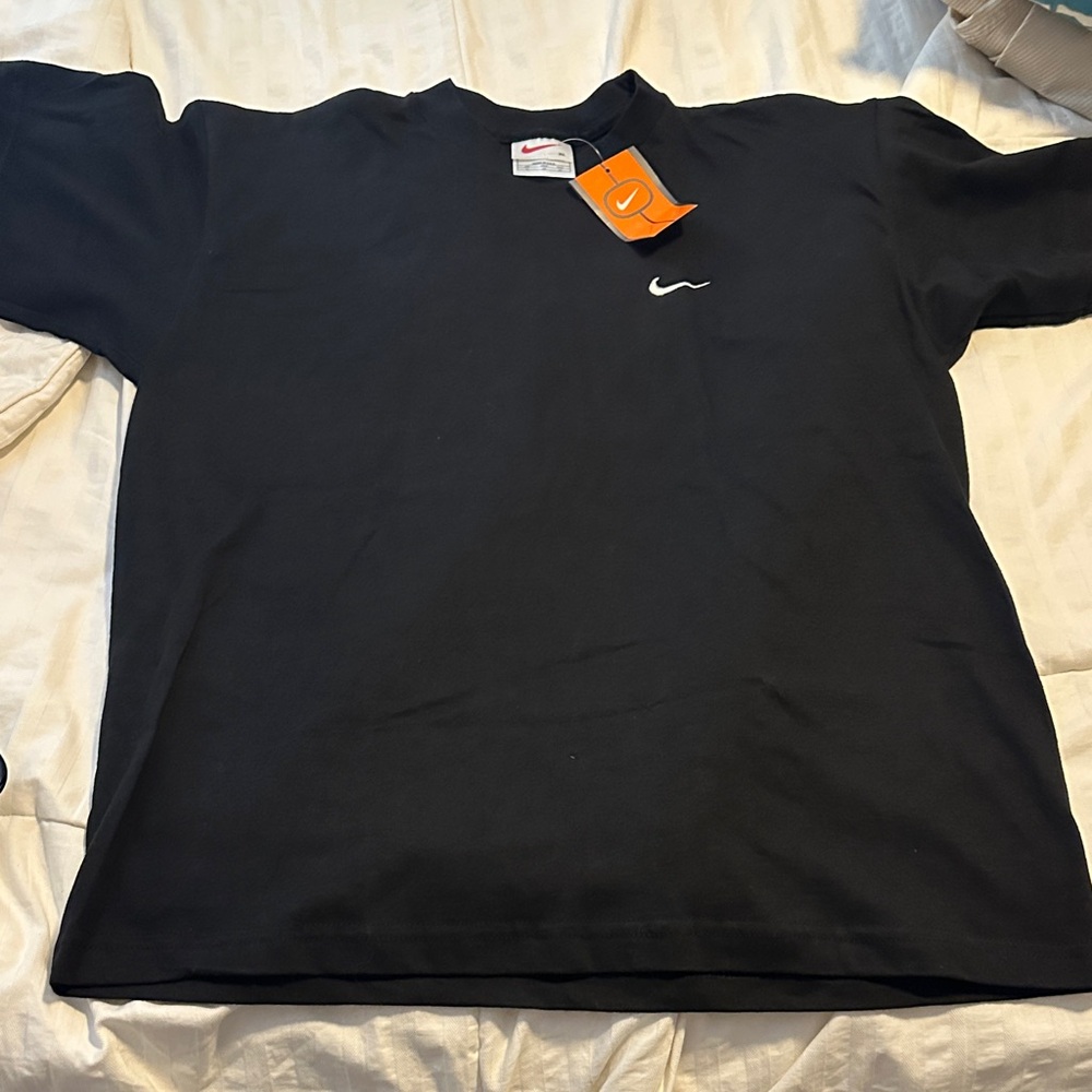 Nike Men's Black Short Sleeve Tee